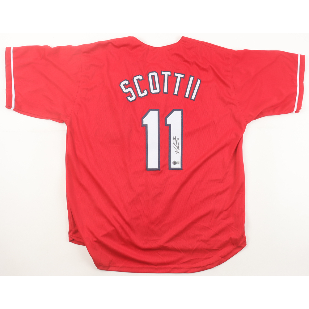 Victor Scott II Signed Jersey (Beckett) at PristineAuction.com
