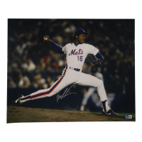 Dwight 'Doc' Gooden Signed Mets 16x20 Photo (Beckett) at PristineAuction.com
