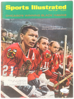 Stan Mikita Signed 1967 "Sports Illustrated" Magazine Cover Page (JSA) at PristineAuction.com