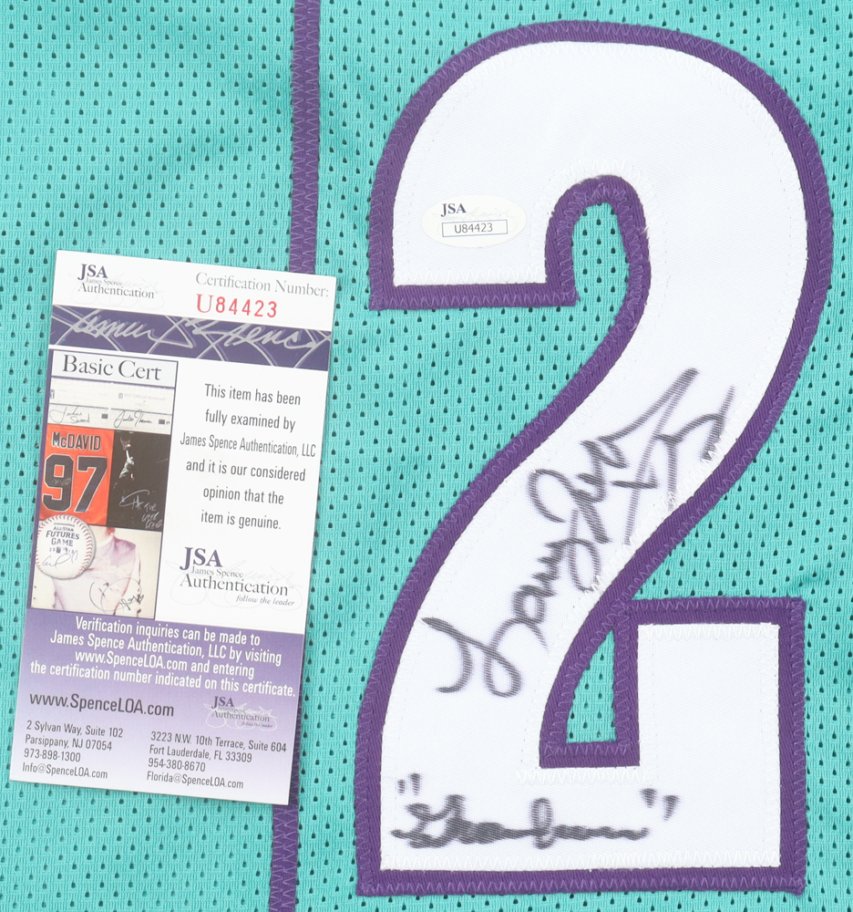Larry Johnson Signed Jersey Inscribed "Grandmama" (JSA) at PristineAuction.com Larry Johnson Signed Jersey Inscribed "Grandmama" (JSA) at PristineAuction.com