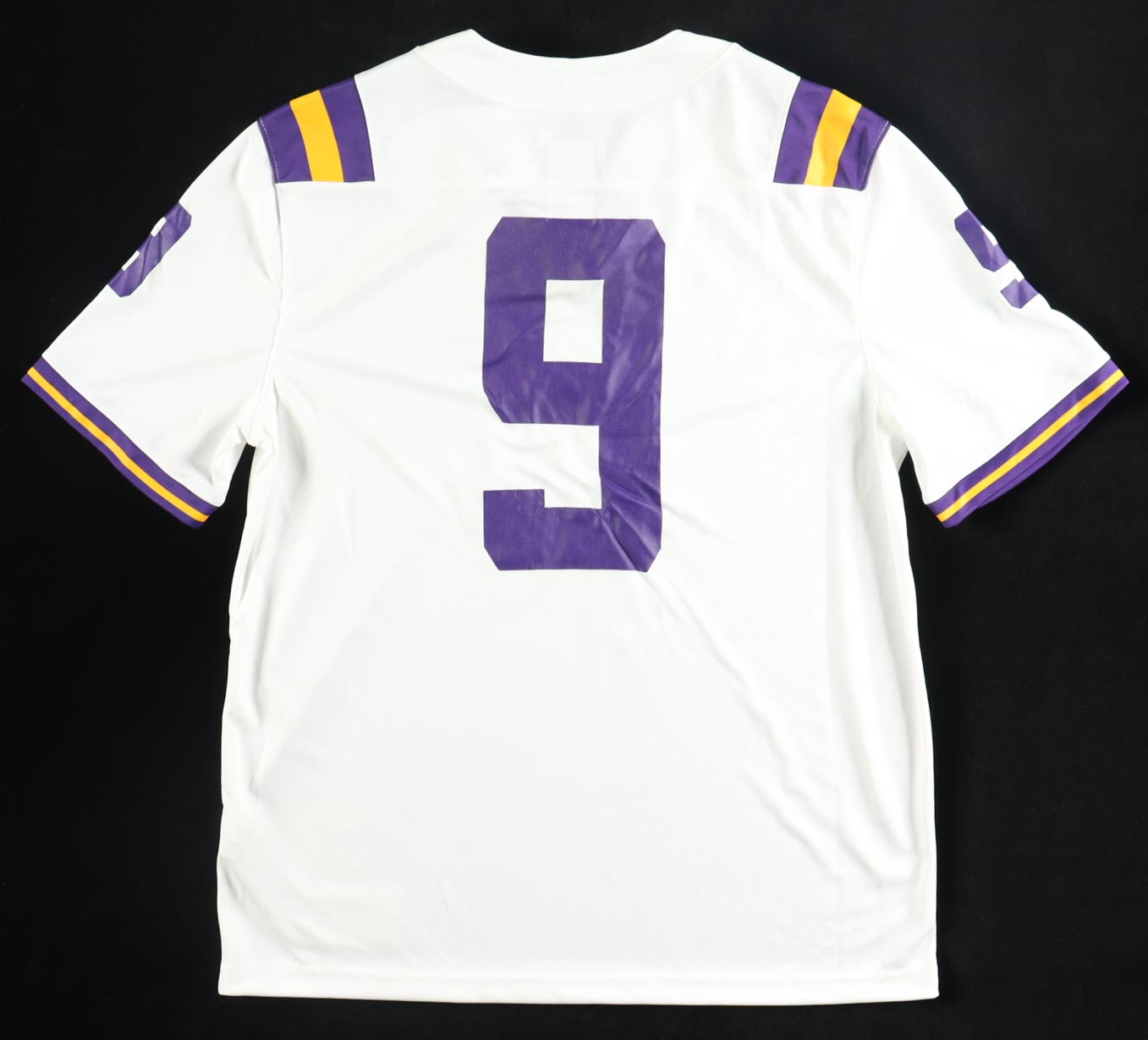 Joe Burrow Signed LSU Tigers Nike Jersey (Fanatics) at PristineAuction.com Joe Burrow Signed LSU Tigers Nike Jersey (Fanatics) at PristineAuction.com