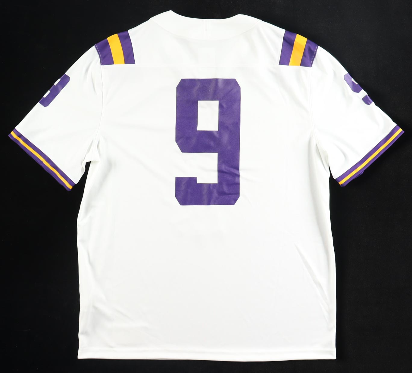 Joe Burrow Signed LSU Tigers Nike Jersey (Fanatics) at PristineAuction.com Joe Burrow Signed LSU Tigers Nike Jersey (Fanatics) at PristineAuction.com