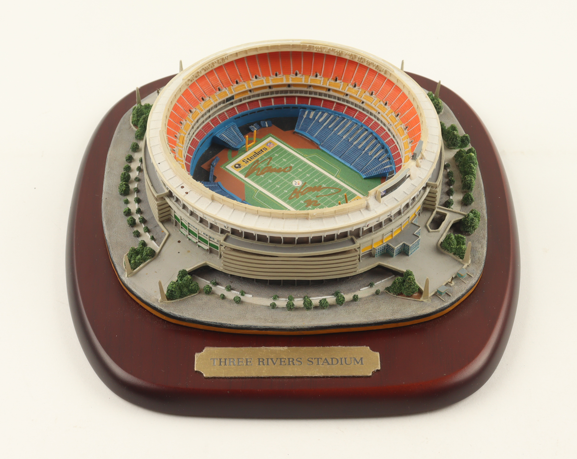 Franco Harris Signed LE Danbury Mint Steelers Three Rivers Stadium Replica Model (JSA) at PristineAuction.com Franco Harris Signed LE Danbury Mint Steelers Three Rivers Stadium Replica Model (JSA) at PristineAuction.com