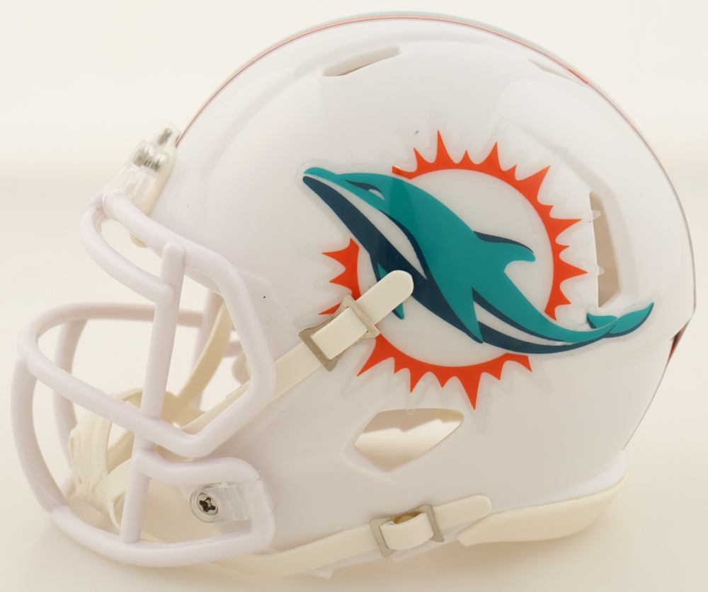 Tyreek Hill Signed Dolphins Speed Mini Helmet (Beckett) at PristineAuction.com Tyreek Hill Signed Dolphins Speed Mini Helmet (Beckett) at PristineAuction.com