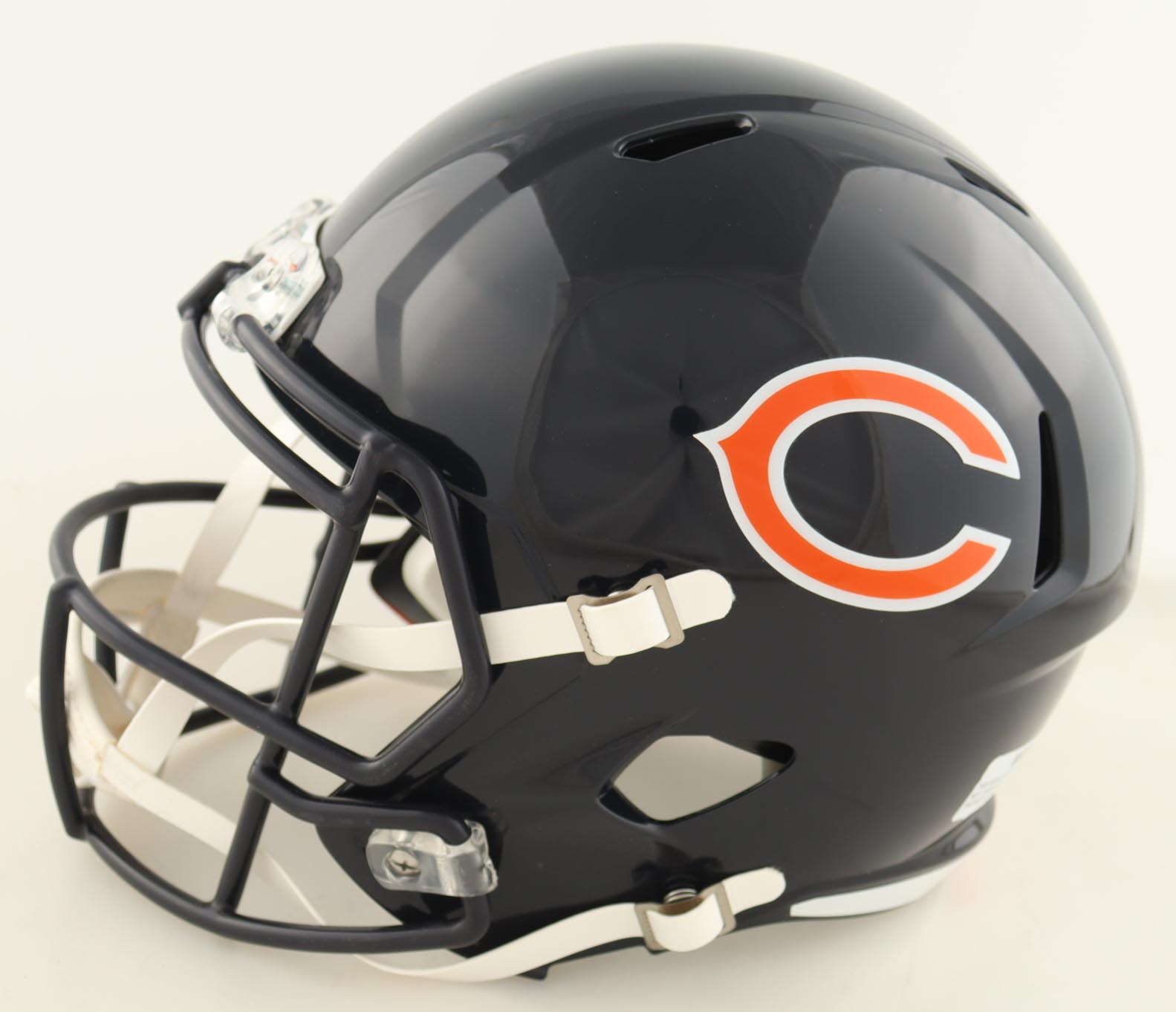 Bears Full-Size Speed Helmet Team-Signed By (10) With Dan Hampton, Mike Singletary, Jim McMahon, Matt Suhey (JSA) at PristineAuction.com Bears Full-Size Speed Helmet Team-Signed By (10) With Dan Hampton, Mike Singletary, Jim McMahon, Matt Suhey (JSA) at PristineAuction.com