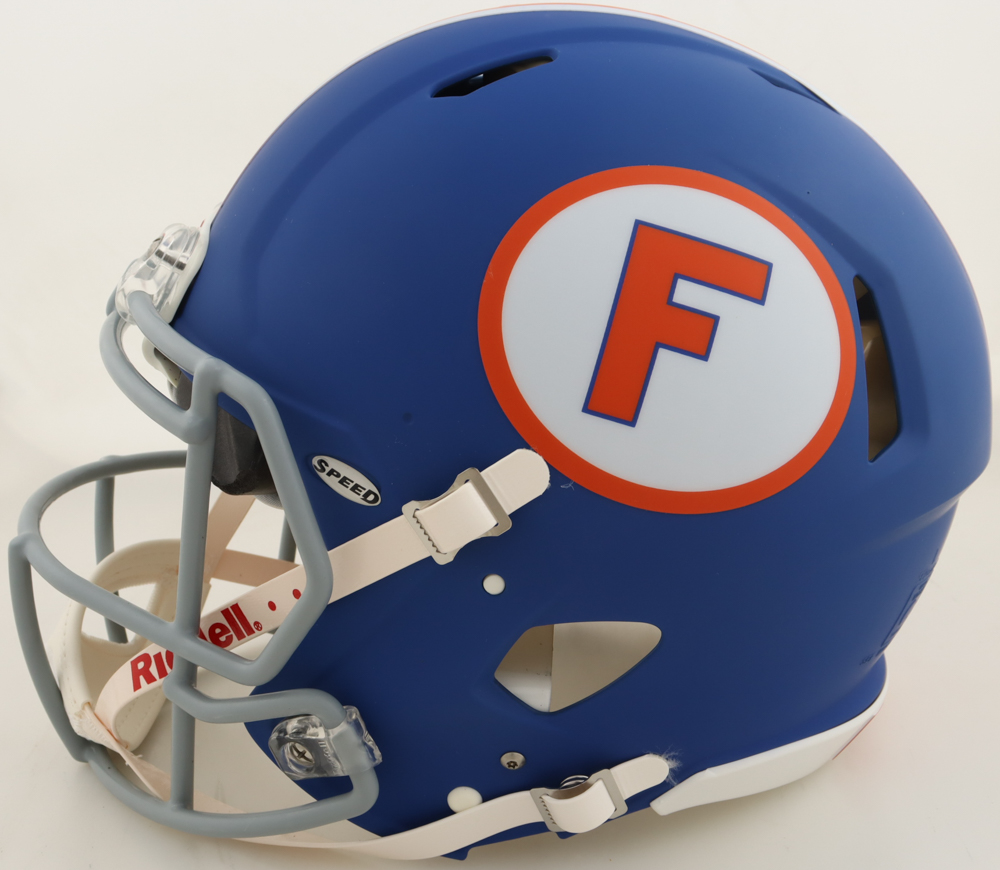 Kyle Pitts Signed Florida Gators Full-Size Authentic On-Field Speed Helmet (Beckett) at PristineAuction.com Kyle Pitts Signed Florida Gators Full-Size Authentic On-Field Speed Helmet (Beckett) at PristineAuction.com