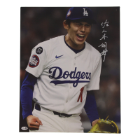 Roki Sasaki Signed Dodgers 16x20 Canvas In Kanji (JSA) at PristineAuction.com