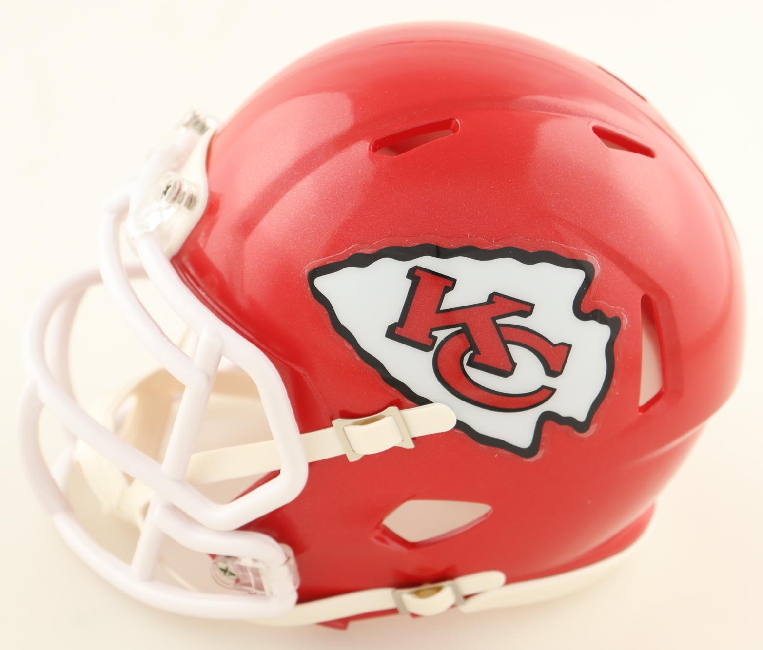 Dwayne Bowe Signed Chiefs Speed Mini Helmet (JSA) at PristineAuction.com Dwayne Bowe Signed Chiefs Speed Mini Helmet (JSA) at PristineAuction.com