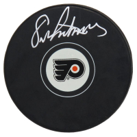 Eric Lindros Signed Flyers Logo Hockey Puck (Schwartz) at PristineAuction.com