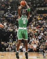 Kevin Garnett Signed Celtics 16x20 Photo (Beckett) at PristineAuction.com
