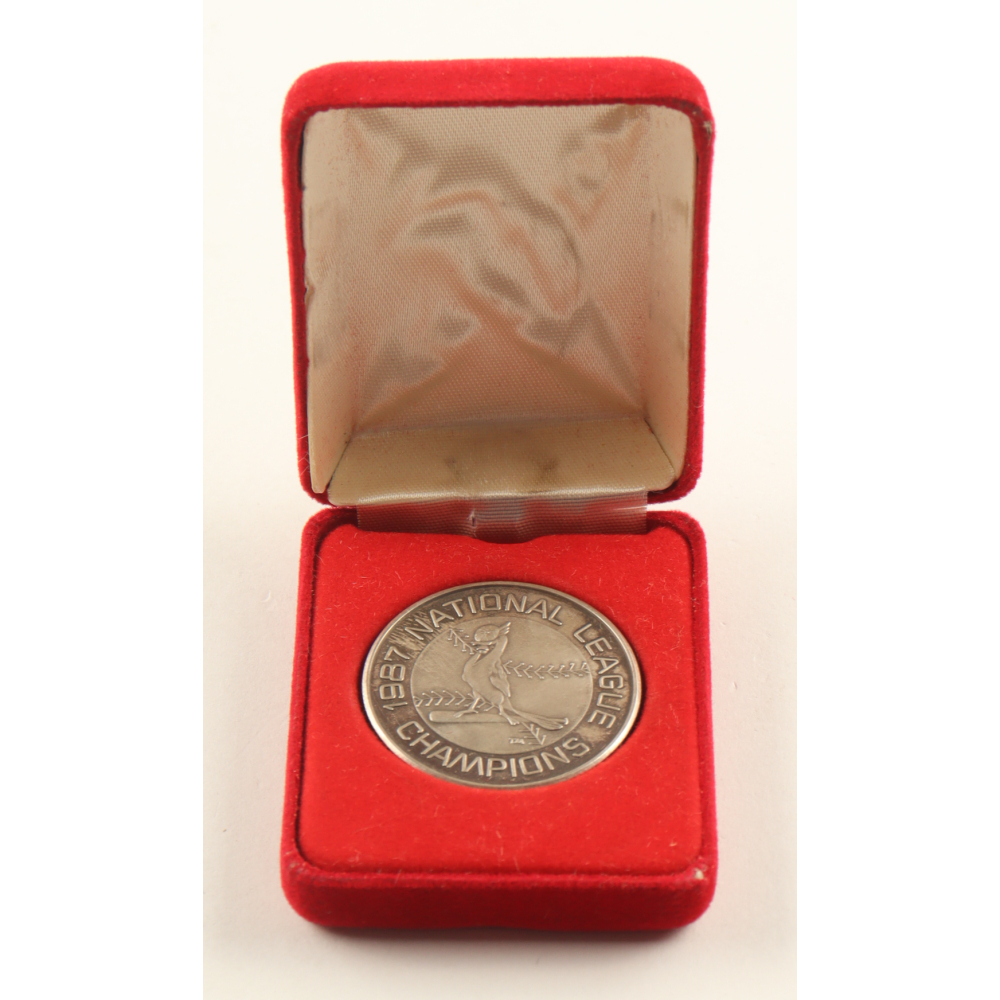 St. Louis Cardinals 1oz .9999 Fine Silver Coin at PristineAuction.com