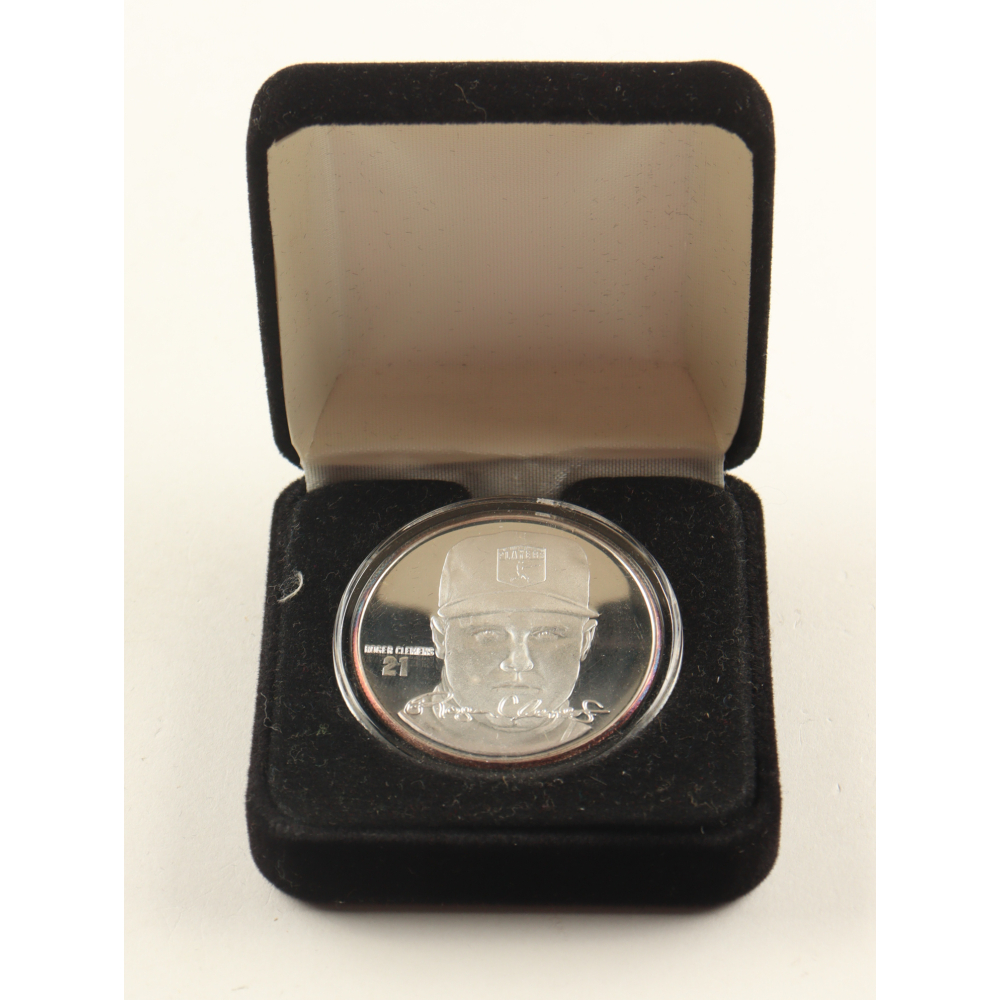 Roger Clemens LE The Highland Mint 1 Troy Oz .999 Fine Silver Commemorative Bullion Round at PristineAuction.com