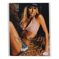 Paris Hilton Signed 8x10 Photo (AutographCOA) at PristineAuction.com