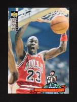 Michael Jordan 1994-95 Collector's Choice #402 TRIV at PristineAuction.com