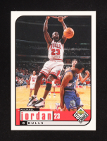 Michael Jordan 1998-99 UD Choice #23 at PristineAuction.com