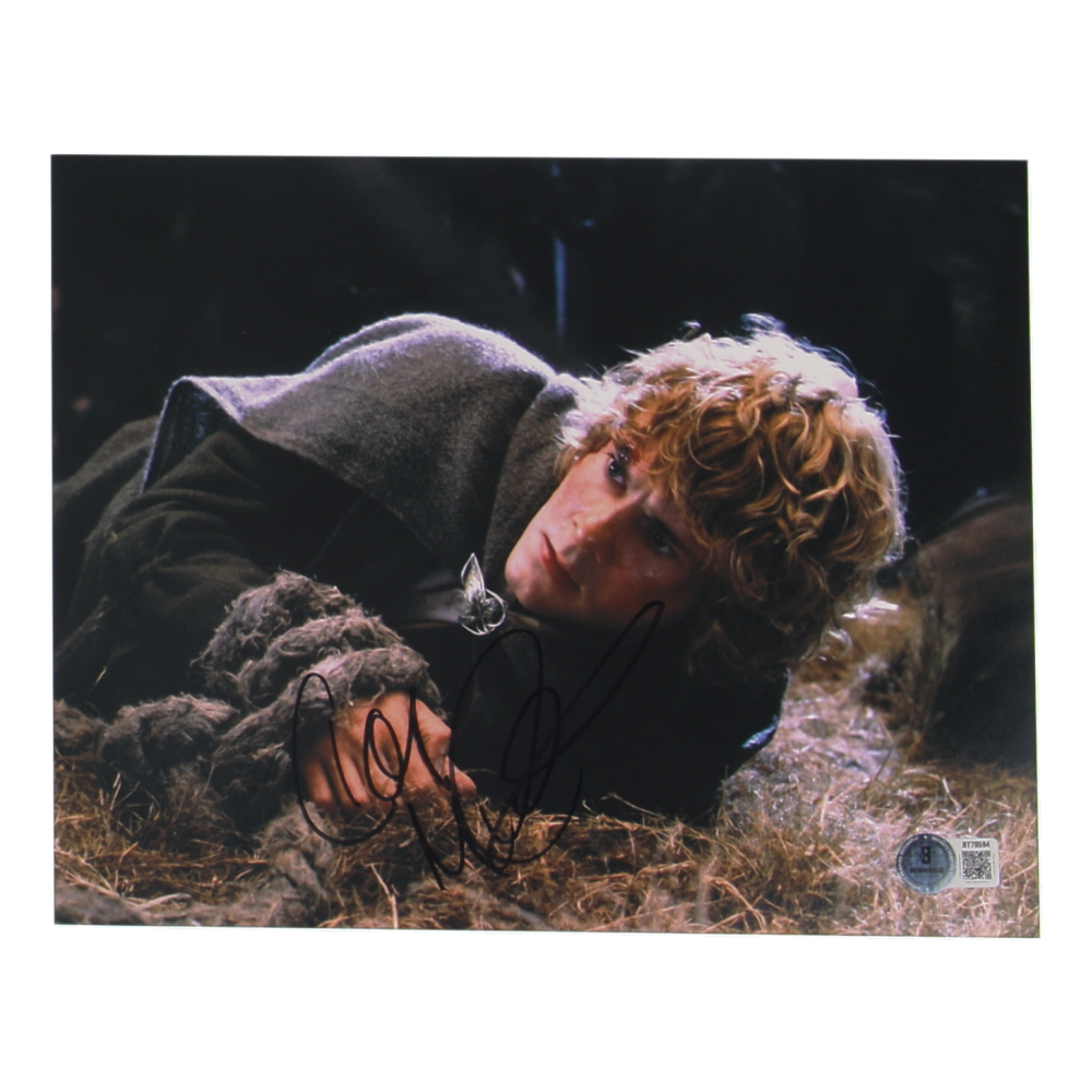 Dominic Monaghan Signed "The Lord of the Rings: The Two Towers" 8x10 Photo (Beckett) at PristineAuction.com