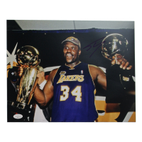 Shaquille O'Neal Signed Lakers 11x14 Photo (JSA) at PristineAuction.com