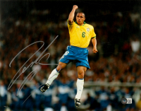 Ronaldo Nazario Signed Team Brazil 11x14 Photo (Beckett) at PristineAuction.com