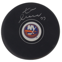 Zdeno Chara Signed Islanders Logo Hockey Puck (Chara) at PristineAuction.com