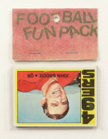 1972 Topps Football Card Fun Pack with (10) Cards at PristineAuction.com