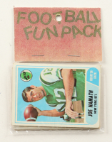 1968 Topps Football Card Fun Pack with (10) Cards at PristineAuction.com