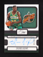 Shawn Kemp 2022-23 Panini One and One Team Titans Signatures Purple #13 #01/35 at PristineAuction.com