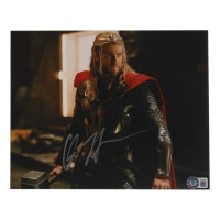 Chris Hemsworth Signed "Thor: The Dark World"8x10 Photo (Beckett) at PristineAuction.com