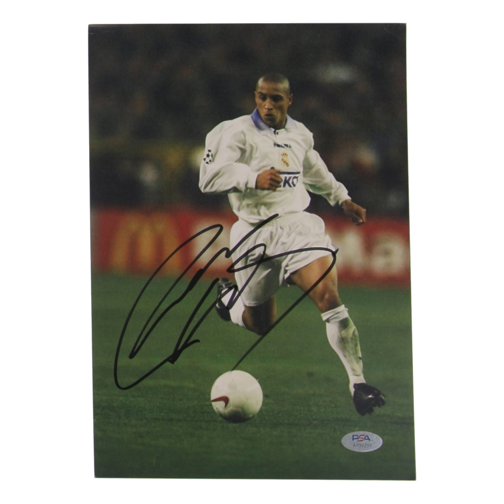 Roberto Carlos Signed 8x11.5 Photo (PSA) at PristineAuction.com