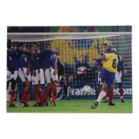 Roberto Carlos Signed 11.25x16.25 Photo (PSA) at PristineAuction.com