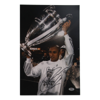 Roberto Carlos Signed 11.25x16.25 Photo (PSA) at PristineAuction.com