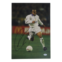 Roberto Carlos Signed 11.25x16.25 Photo (PSA) at PristineAuction.com