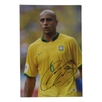 Roberto Carlos Signed 11.25x16.25 Photo (PSA) at PristineAuction.com
