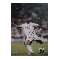 Roberto Carlos Signed 11.25x16.25 Photo (PSA) at PristineAuction.com
