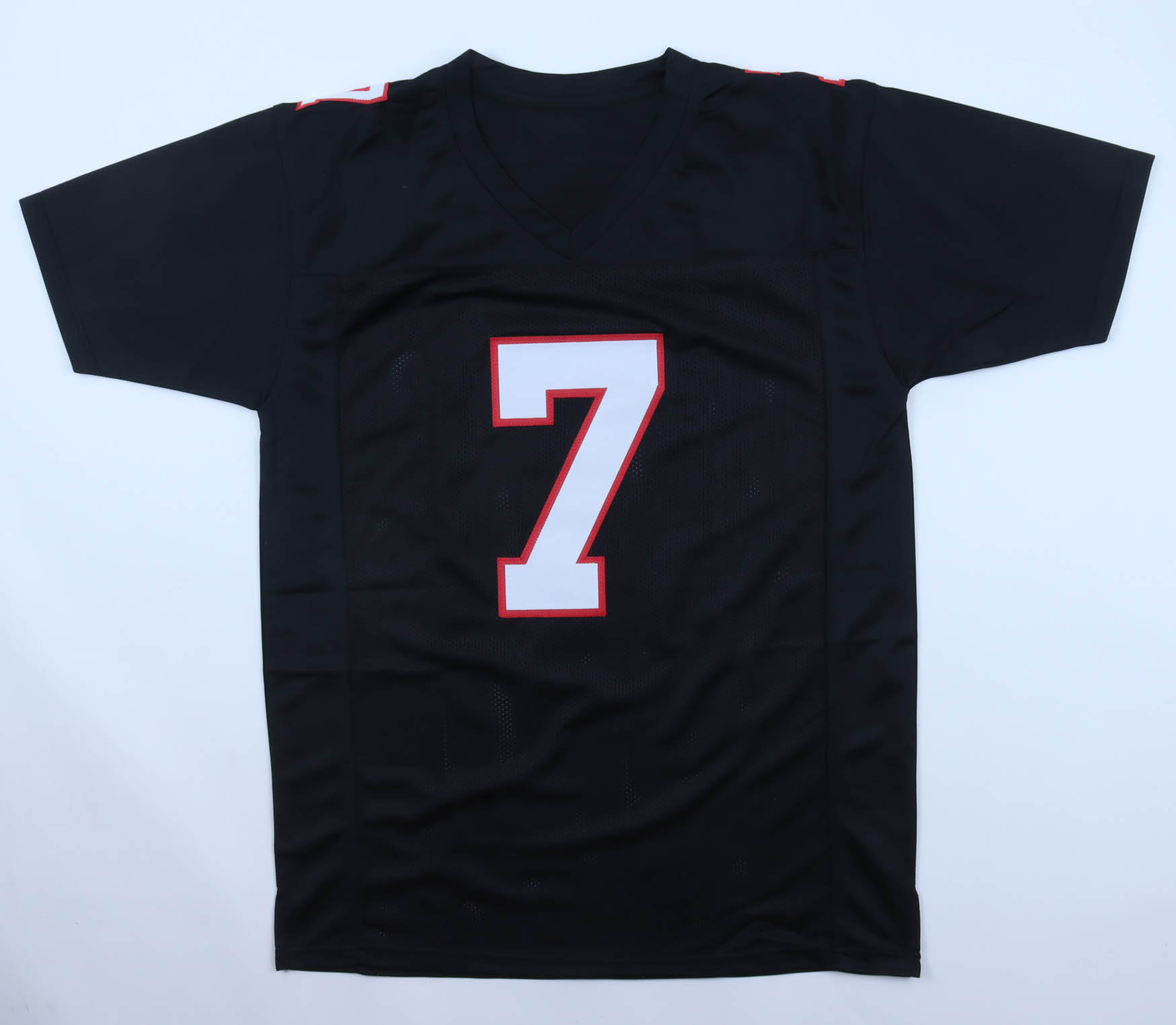 Michael Vick Signed Jersey (Beckett) at PristineAuction.com Michael Vick Signed Jersey (Beckett) at PristineAuction.com