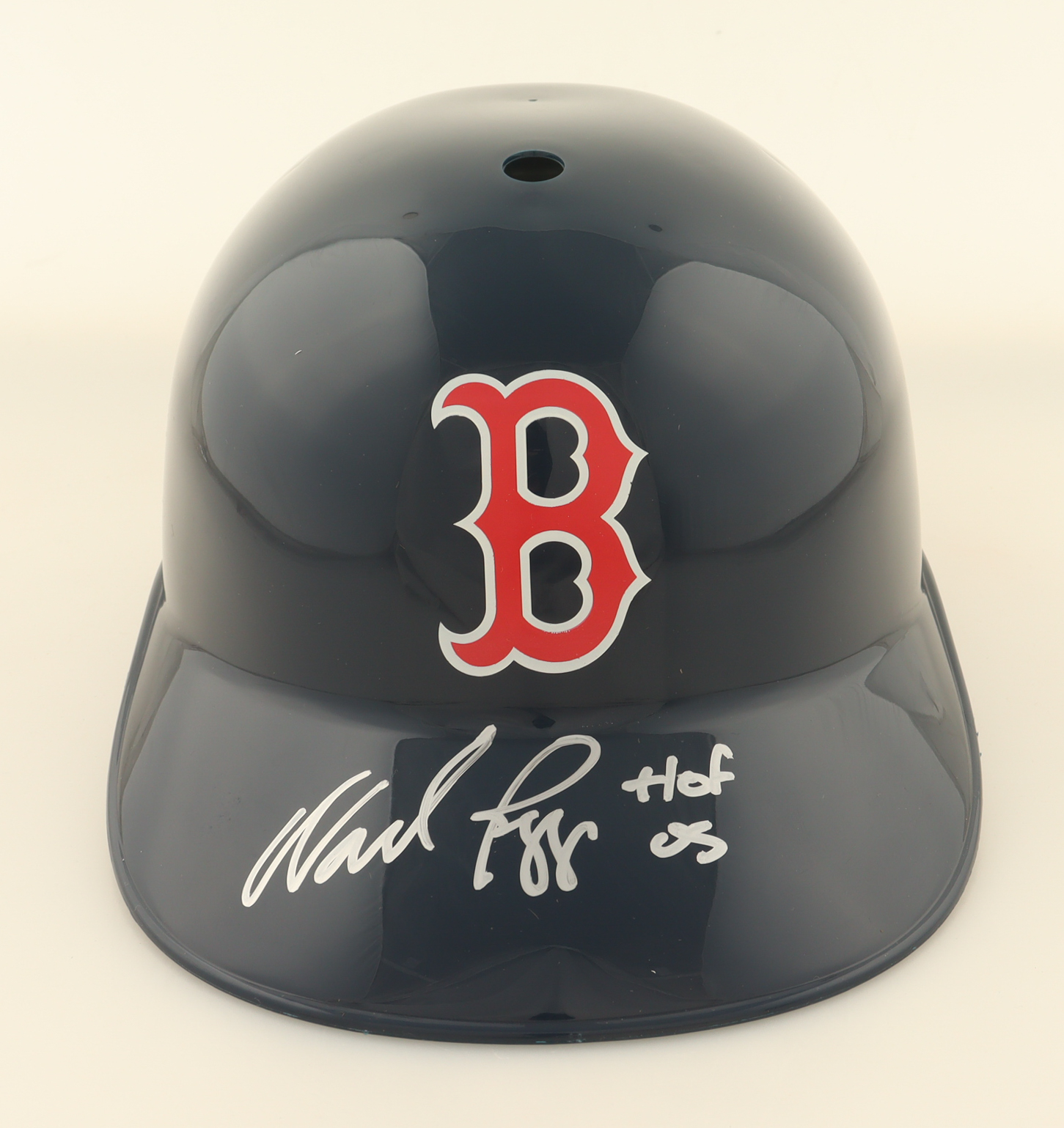 Wade Boggs Signed Red Sox Full-Size Batting Helmet Inscribed "HOF 05"(Schwartz) at PristineAuction.com Wade Boggs Signed Red Sox Full-Size Batting Helmet Inscribed "HOF 05"(Schwartz) at PristineAuction.com