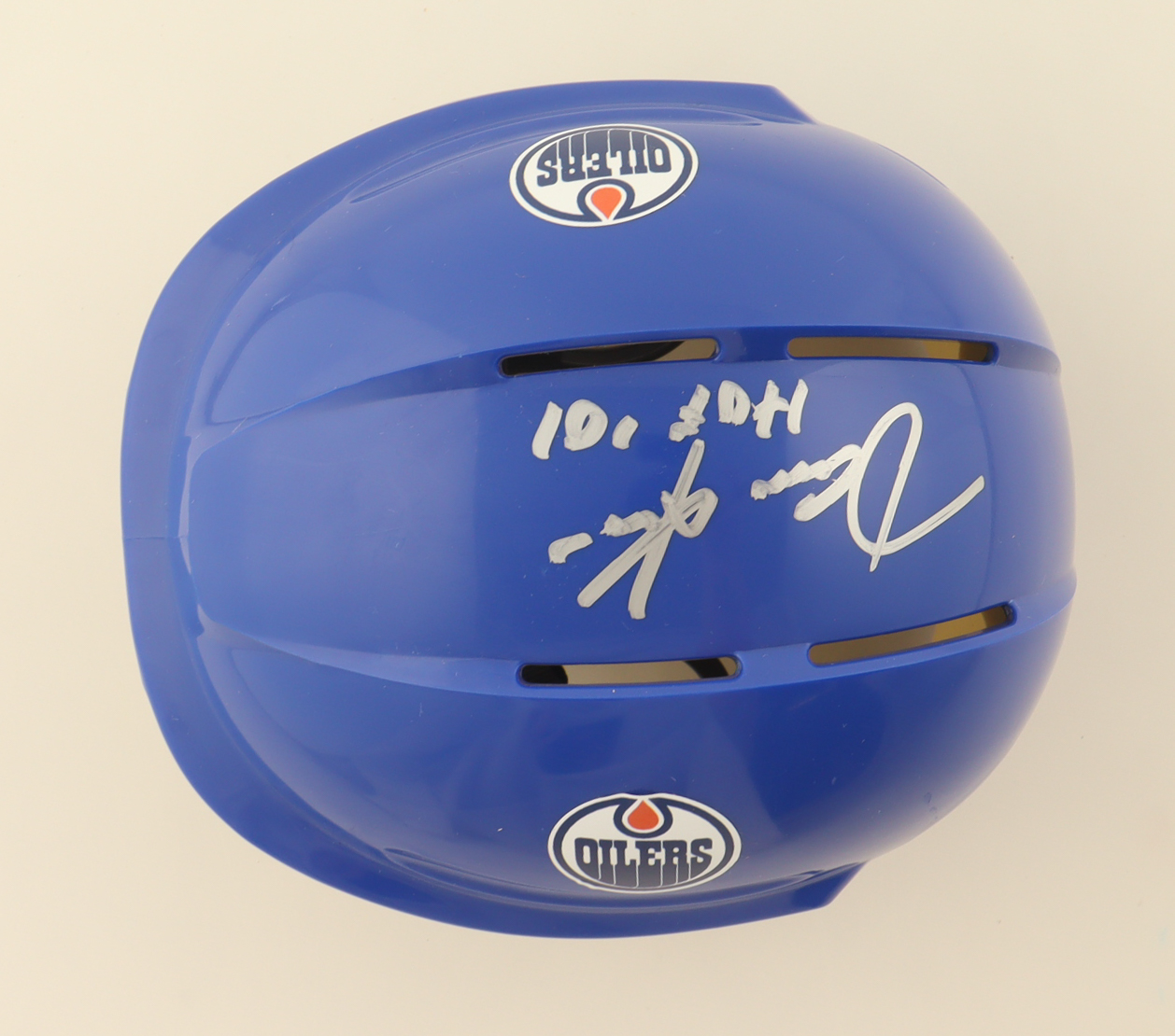 Jari Kurri Signed Oilers Mini Helmet Inscribed "HOF '01" (Schwartz) at PristineAuction.com Jari Kurri Signed Oilers Mini Helmet Inscribed "HOF '01" (Schwartz) at PristineAuction.com