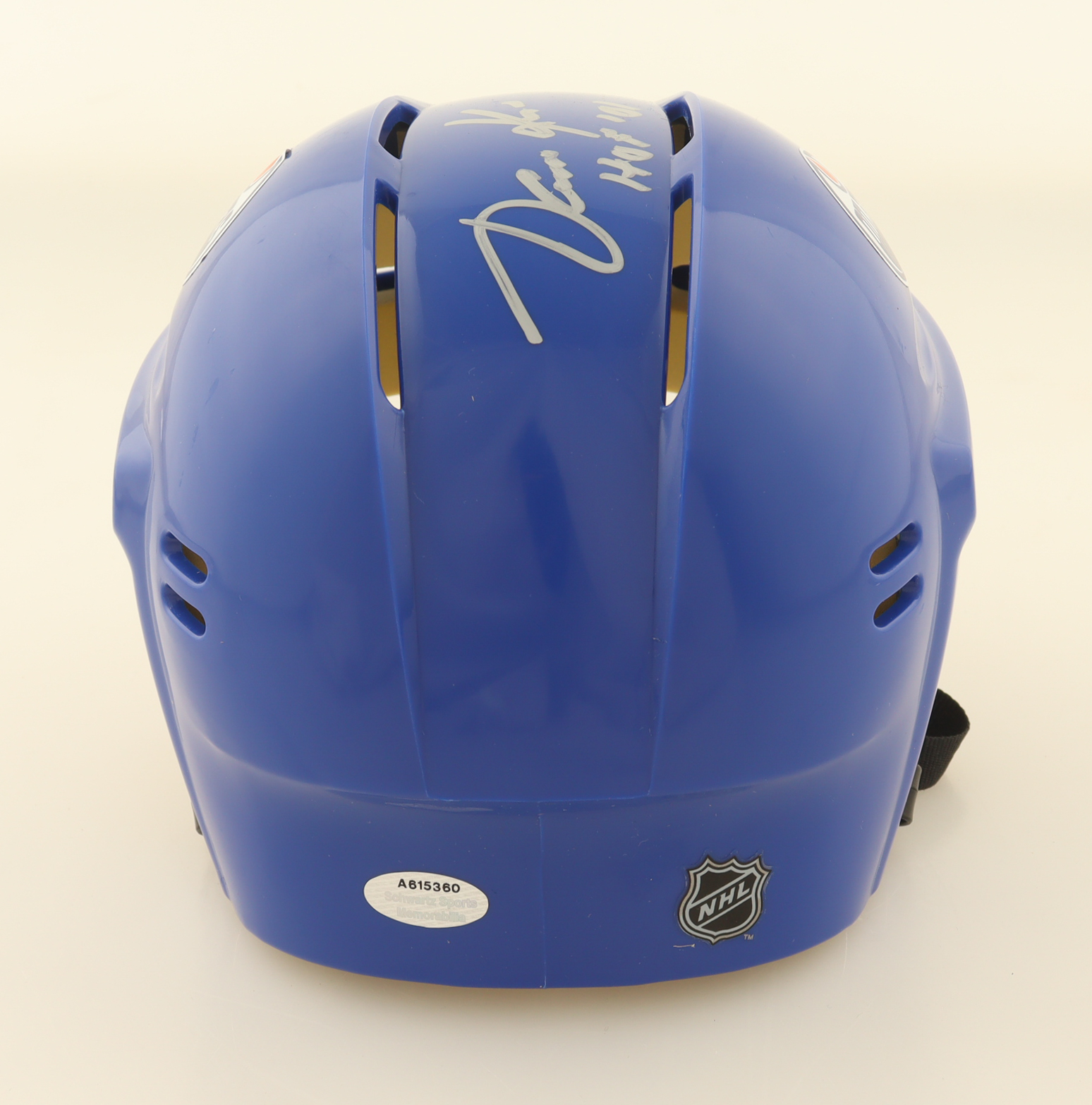 Jari Kurri Signed Oilers Mini Helmet Inscribed "HOF '01" (Schwartz) at PristineAuction.com Jari Kurri Signed Oilers Mini Helmet Inscribed "HOF '01" (Schwartz) at PristineAuction.com