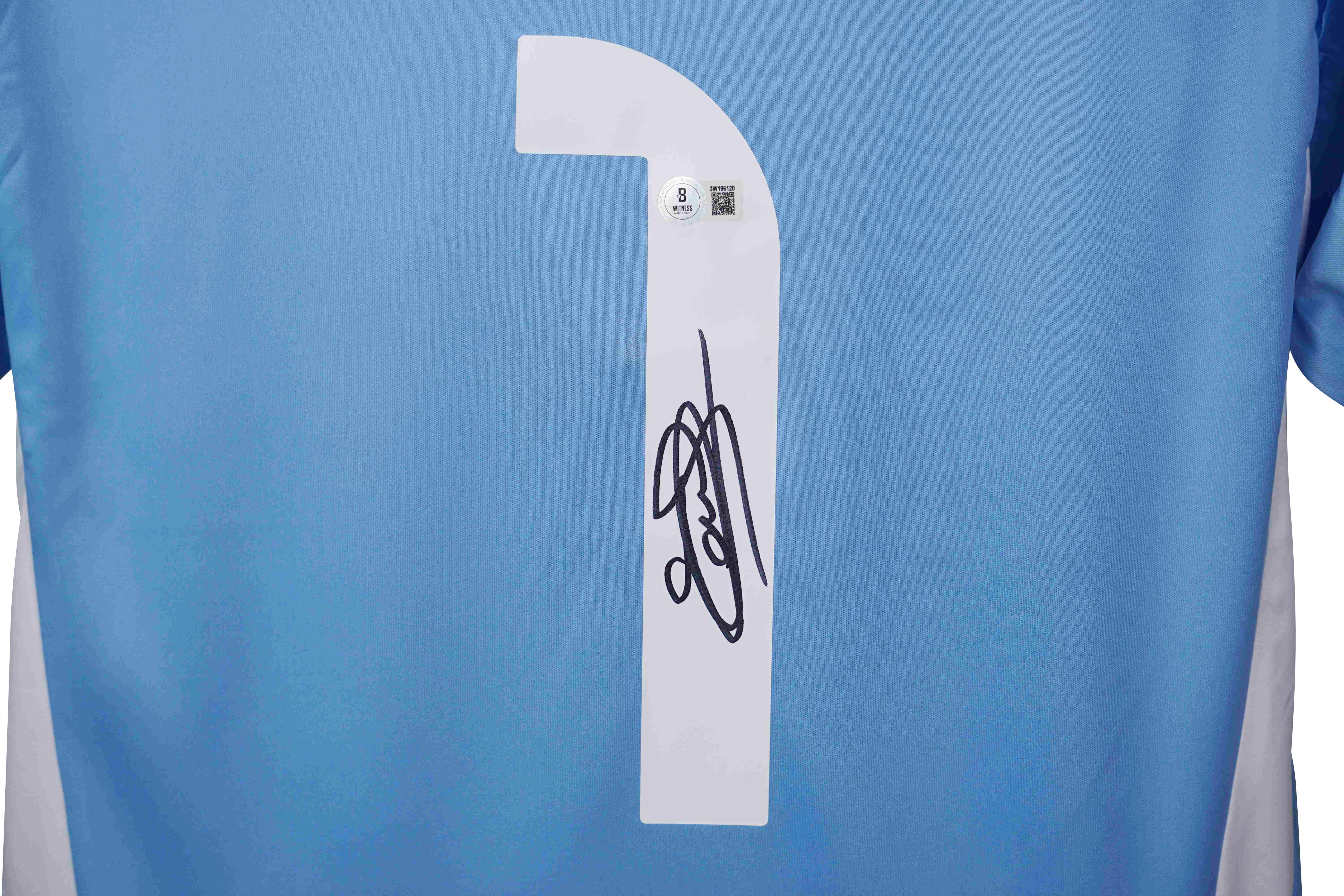 Thibaut Courtois Signed Real Madrid Adidas Authentic Jersey (Beckett) at PristineAuction.com Thibaut Courtois Signed Real Madrid Adidas Authentic Jersey (Beckett) at PristineAuction.com