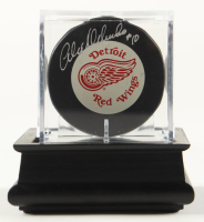 Alex Delvecchio Signed Red Wings Logo Puck In Display Case (PSA) at PristineAuction.com