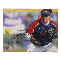 Lisa Fernandez Signed 8x10 Photo (Beckett) at PristineAuction.com