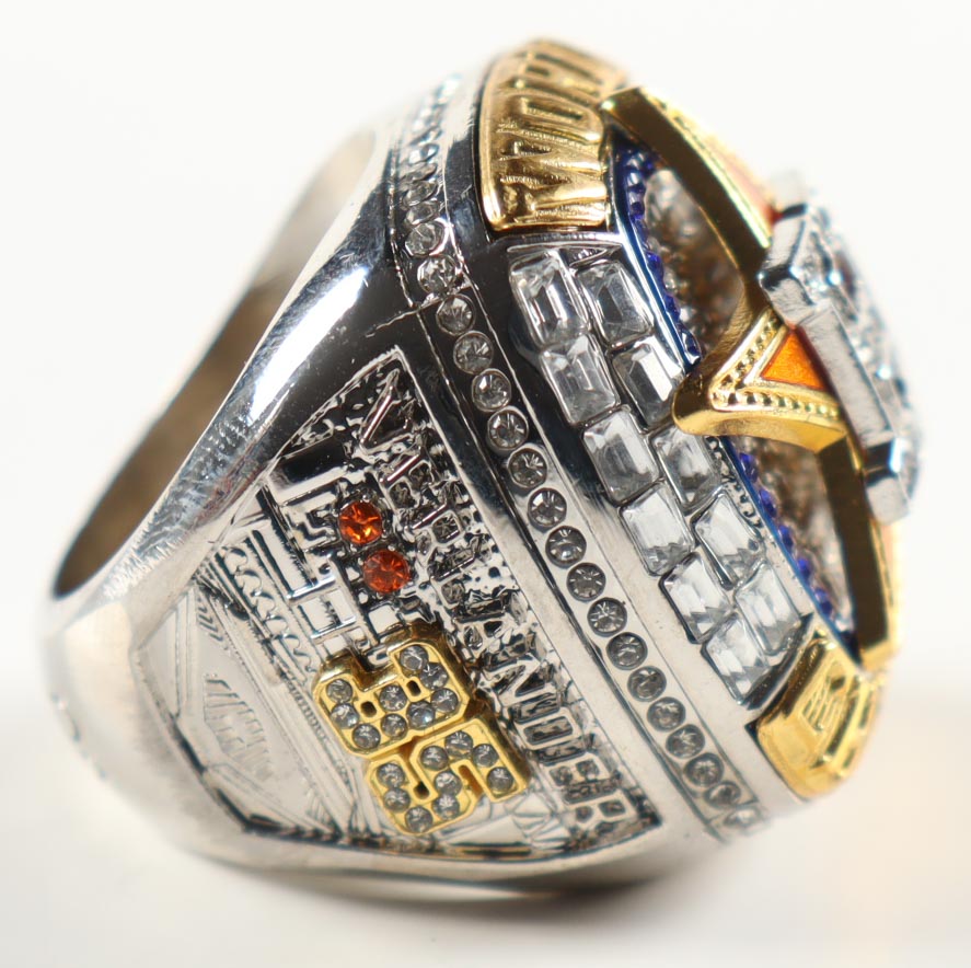 2022 Astros World Series MLB Replica Championship Ring at PristineAuction.com 2022 Astros World Series MLB Replica Championship Ring at PristineAuction.com
