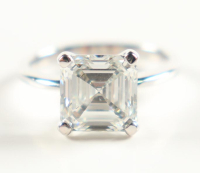 New 4.00 Carats Lab Grown Diamond Ring G, VS2 | Estimated Retail Value: $6,500 (UGL & IGI) at PristineAuction.com