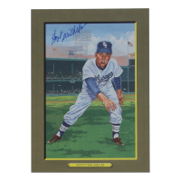Hoyt Wilhelm Signed Perez Steele Great Moments Card #95 (Beckett) at PristineAuction.com
