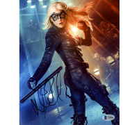 Katie Cassidy Signed "Arrow" 8x10 Photo (Beckett) at PristineAuction.com