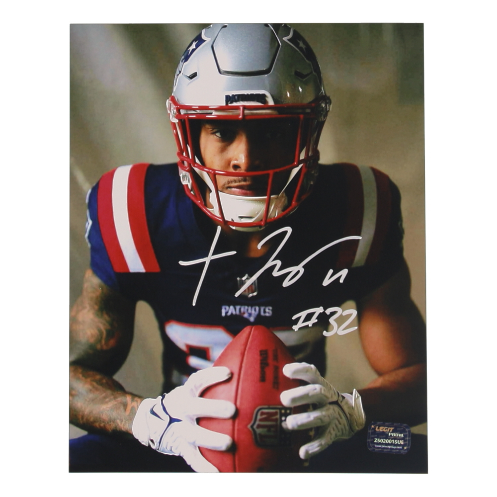 TreVeyon Henderson Signed Patriots 8x10 Photo (Prova) at PristineAuction.com