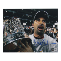 Ozzie Guillen Signed White Sox 8x10 Photo (Beckett) at PristineAuction.com