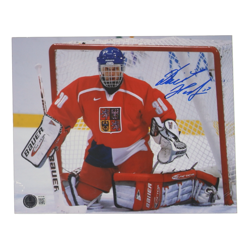 Dominik Hasek Signed Sabers 8x10 Photo (Beckett) at PristineAuction.com