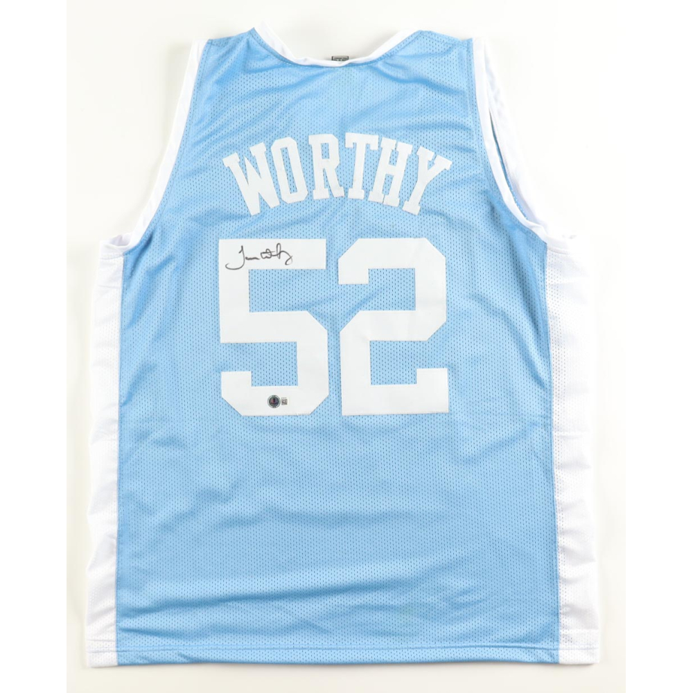 James Worthy Signed Jersey (Beckett) at PristineAuction.com
