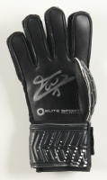 Thibaut Courtois Signed Elite Sport Goalkeeping Glove (Beckett) at PristineAuction.com