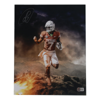 Isaiah Bond Signed Texas Longhorns 11x14 Photo (Beckett) at PristineAuction.com